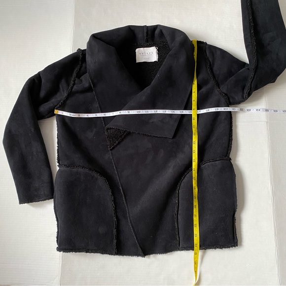 Velvet by Graham and Spencer women’s Black Faux Suede Sherpa-Lined Jacket - XS - Picture 9 of 13